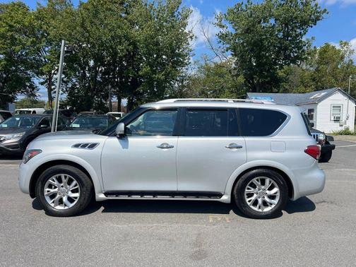 2013 INFINITI QX56 Base