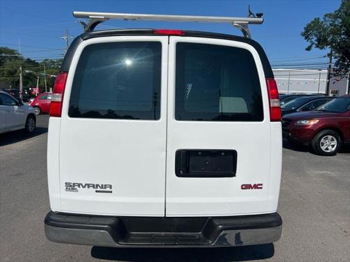 2016 GMC Savana 2500 Work Van