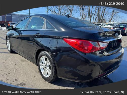 2011 Hyundai SONATA GLS