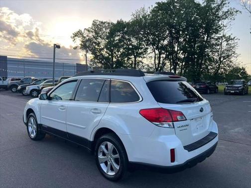2014 Subaru Outback 2.5i Limited