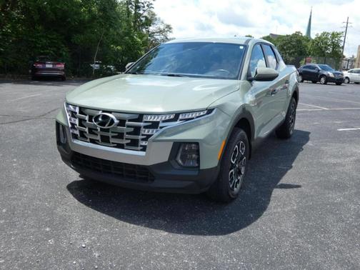 Green 2024 Hyundai SANTA CRUZ SEL