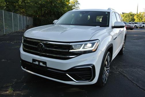 2023 Volkswagen Atlas 3.6L SEL Premium R-Line