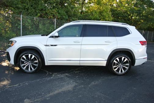 2023 Volkswagen Atlas 3.6L SEL Premium R-Line