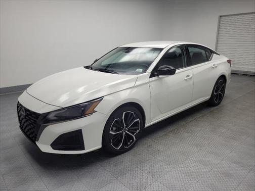 2023 Nissan Altima SR FWD