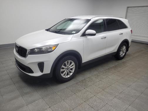 Snow White Pearl 2019 Kia Sorento LX