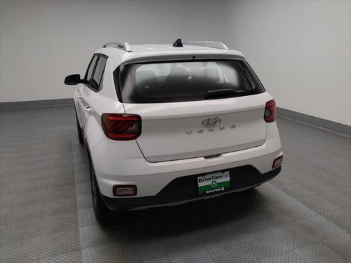 2022 Hyundai VENUE SEL