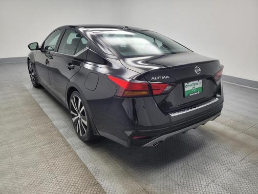 2020 Nissan Altima SR FWD