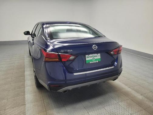 2022 Nissan Altima SR FWD