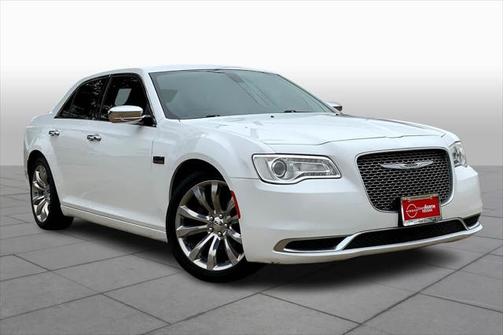 2019 Chrysler 300 Touring