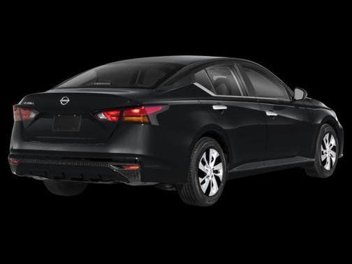 2025 Nissan Altima S FWD