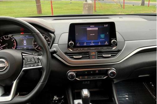 2023 Nissan Altima SR FWD