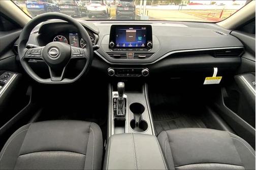 2025 Nissan Altima S FWD
