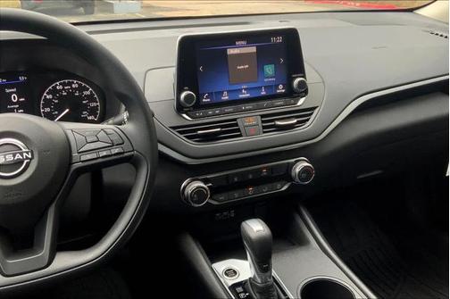 2025 Nissan Altima S FWD