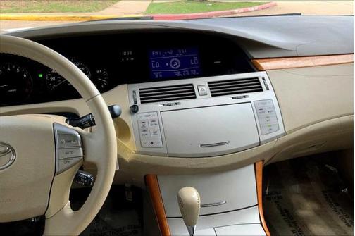2007 Toyota Avalon XL