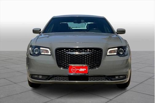 2019 Chrysler 300 S