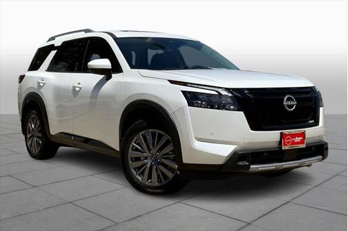 2025 Nissan Pathfinder SL FWD