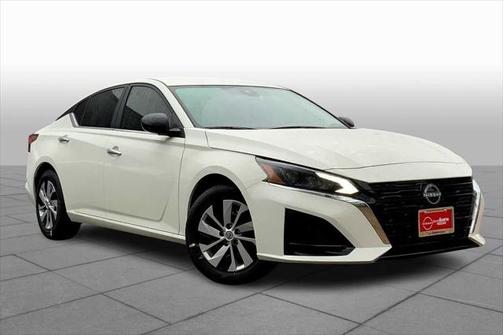 2025 Nissan Altima S FWD