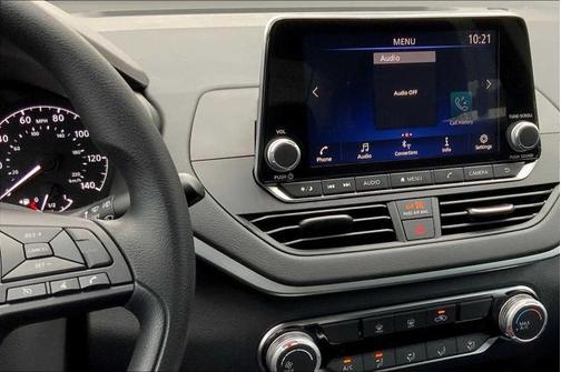 2025 Nissan Altima S FWD