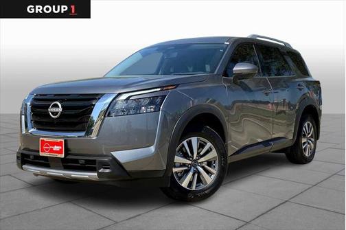 2025 Nissan Pathfinder SL FWD