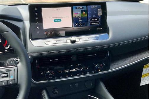 2025 Nissan Rogue Platinum