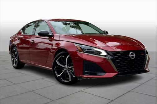 2023 Nissan Altima SR FWD