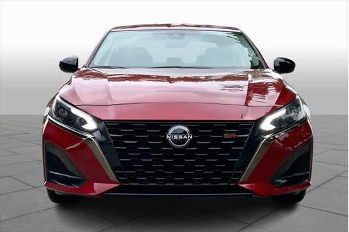 2023 Nissan Altima SR FWD