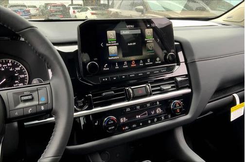 2025 Nissan Pathfinder SL FWD