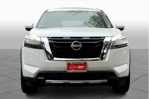 2025 Nissan Pathfinder SL FWD
