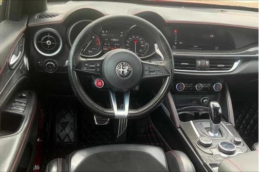 2018 Alfa Romeo Stelvio Quadrifoglio
