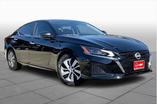 2025 Nissan Altima S FWD