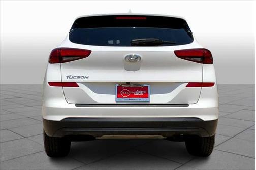 2021 Hyundai TUCSON SE