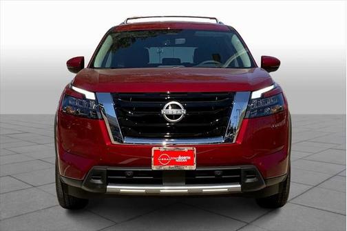 2025 Nissan Pathfinder SL FWD