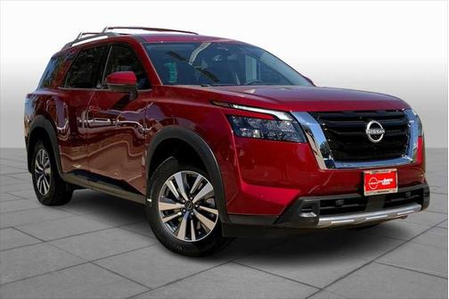 2025 Nissan Pathfinder SL FWD