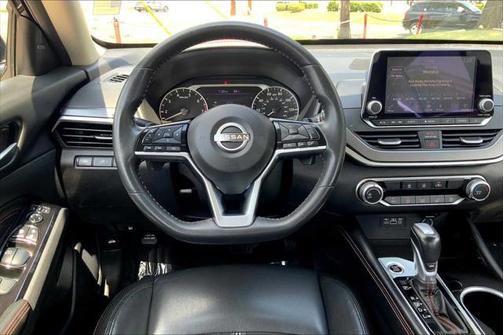 2023 Nissan Altima SR FWD