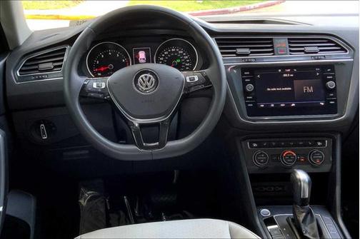 2020 Volkswagen Tiguan 2.0T SE