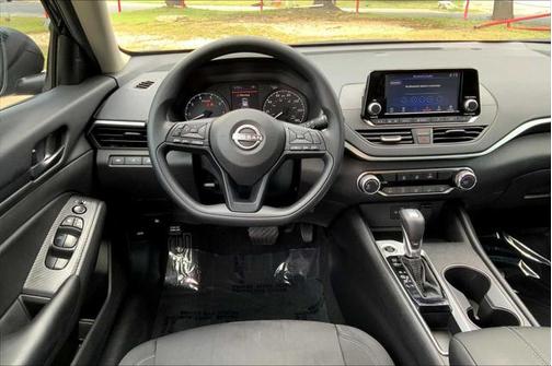 2024 Nissan Altima S FWD