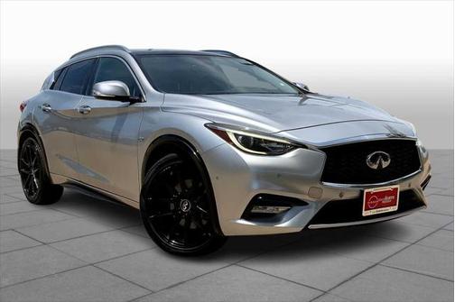2018 INFINITI QX30 Premium