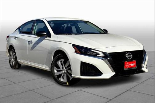 2025 Nissan Altima S FWD