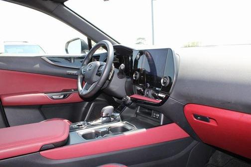 2025 Lexus NX 350h Premium