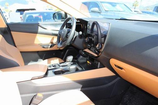 2025 Lexus NX 350h Premium