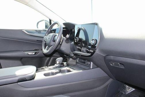 2025 Lexus NX 350h Premium