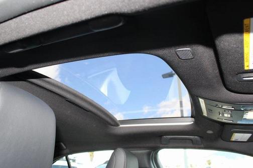 2025 Lexus UX 300h Base