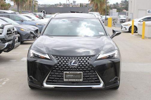 Caviar 2025 Lexus UX 300h Base