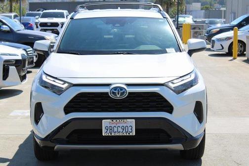 2022 Toyota RAV4 Hybrid SE