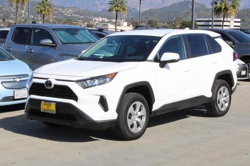 2022 Toyota RAV4 LE