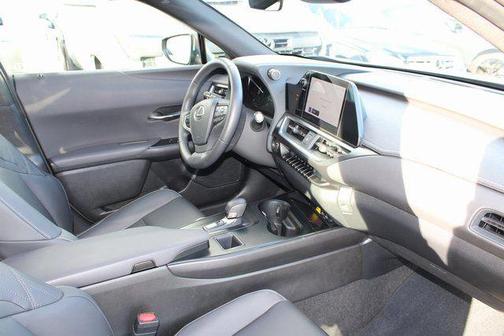 2025 Lexus UX 300h Base