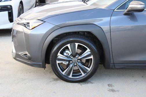 2025 Lexus UX 300h Base