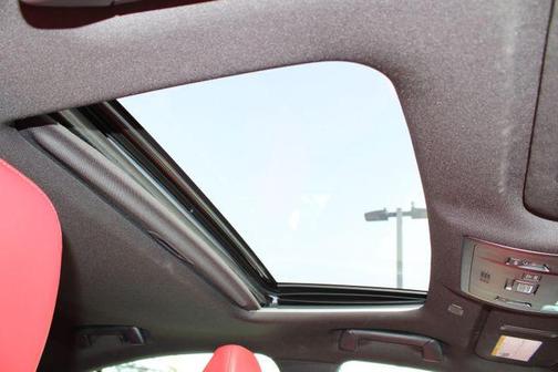 iridium 2025 Lexus IS 500 F SPORT Performance