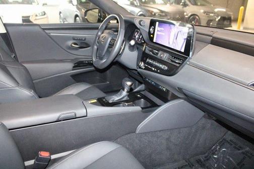 2023 Lexus ES 350 Base