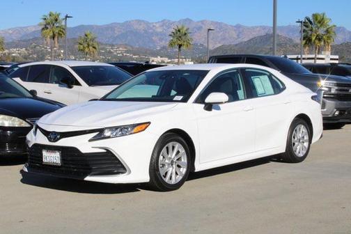 2024 Toyota Camry LE